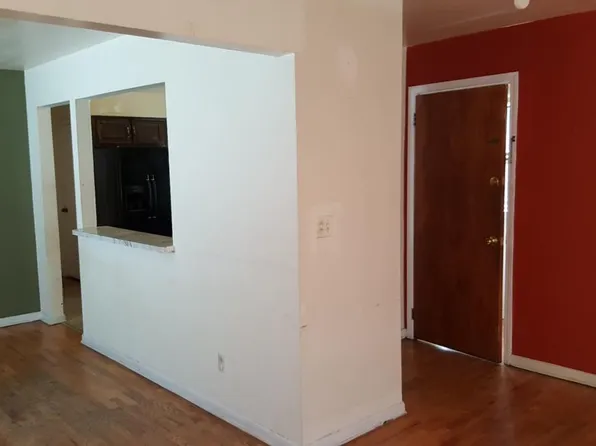 398 Ege Ave Floor 1, Jersey City, NJ 07304
