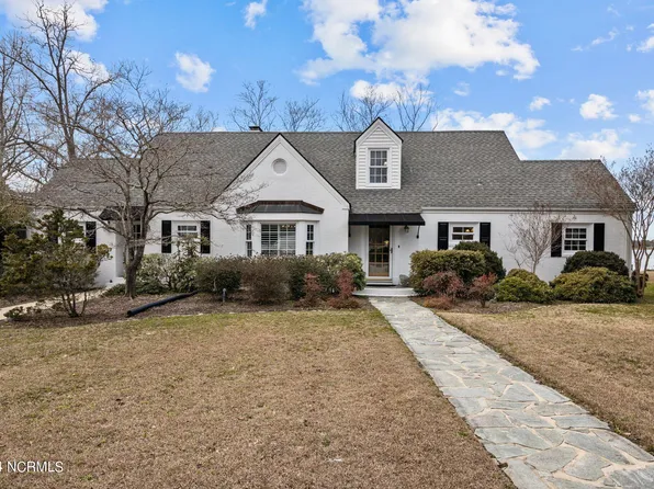 308 Madam Moores Lane, New Bern, NC 28562