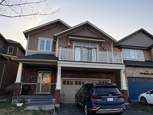 2322 Steeplechase St, Oshawa, ON L1L 0E8