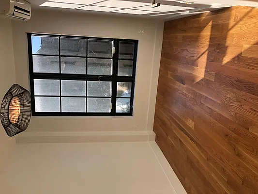 Rented by Manhattan Management LLC | media 17