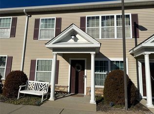 155 Wildwood Cir, Holtsville, NY 11742