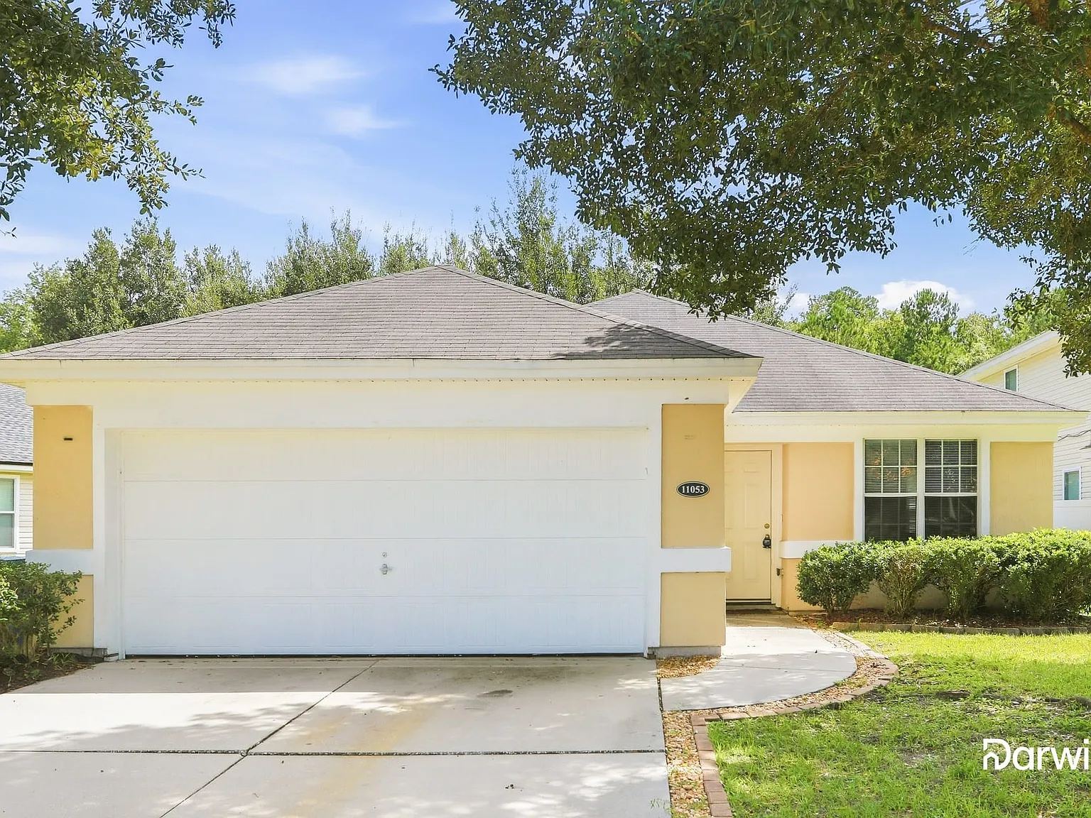 3 bed, 2.0 bath, 1495 sqft, $1,830 — Photo 1