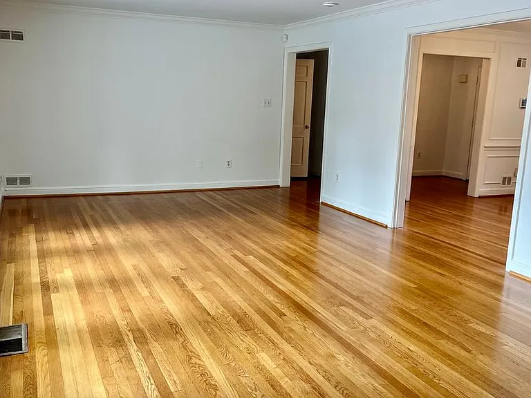 5100 Upton St NW — Photo 19