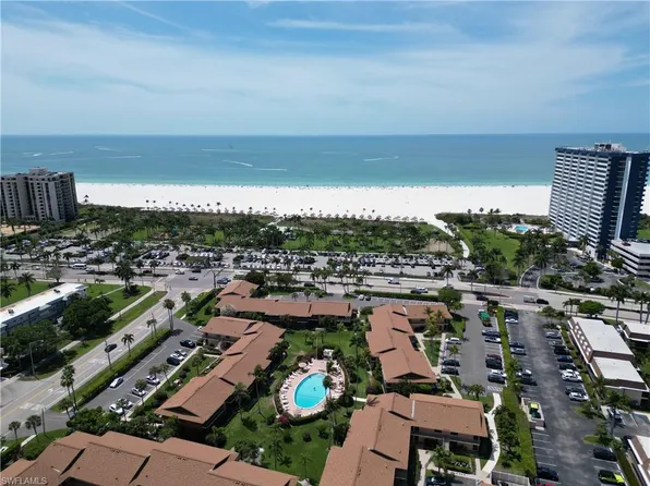61 Greenbrier ST #7-105, MARCO ISLAND, FL 34145