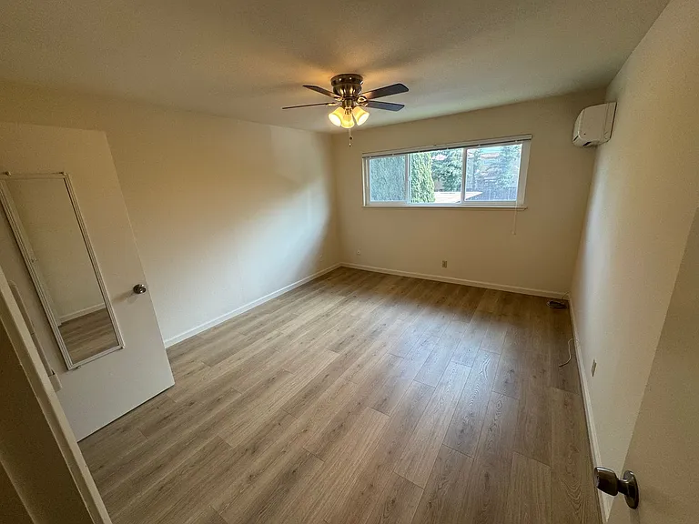 Allegheny Pines Apartments — Photo 8