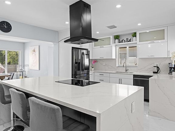 2nd image of 26 NE 88th St #1