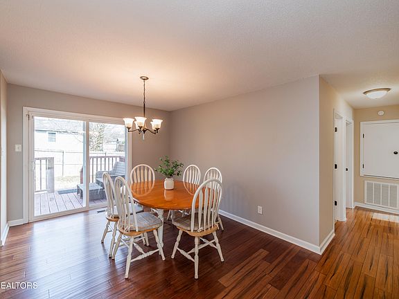 4th image of 5405 Malmsbury Rd