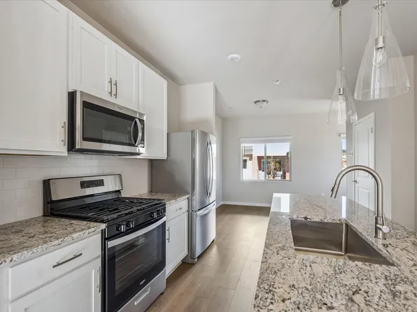 15303 W 69th Ave, Arvada, CO 80007