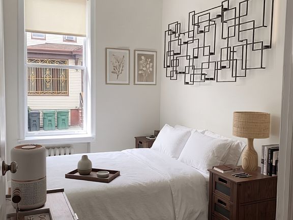 2nd image of 65 W 85th St APT 2A