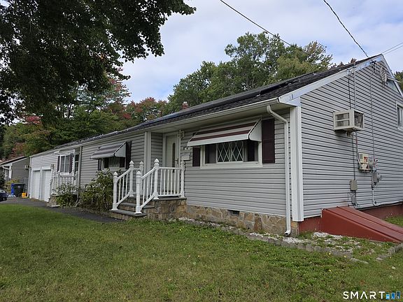 3rd image of 8 Matthew Road