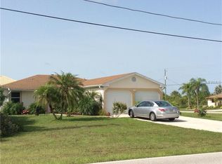17225 Edgewater Dr, Pt Charlotte, FL 33948