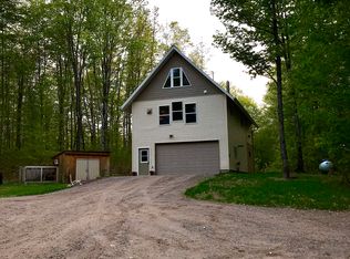 417 Rainy Creek Rd, Negaunee, MI 49866