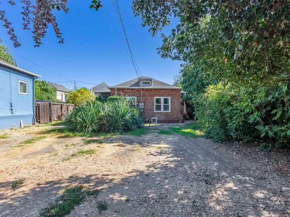 969 54th St, Oakland, CA 94608