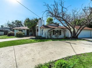 23216 Burbank Blvd, Woodland Hills, CA 91367
