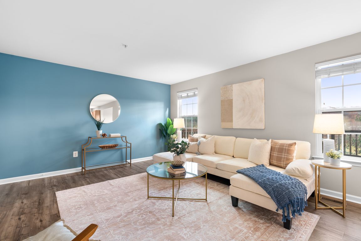 next background image