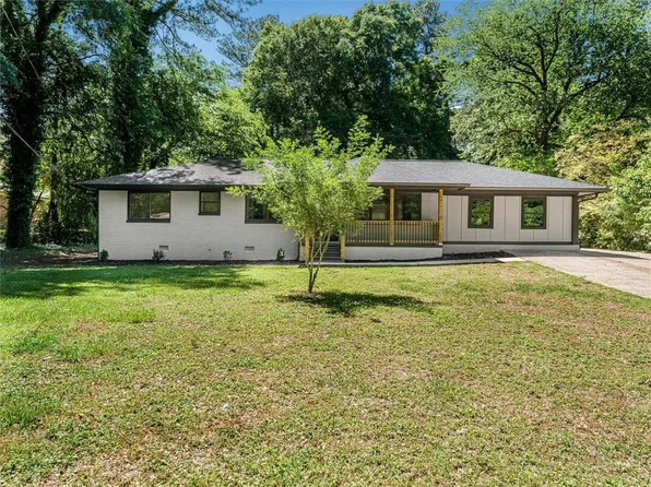 5572 Andrew Dr SW, Mableton, GA 30126