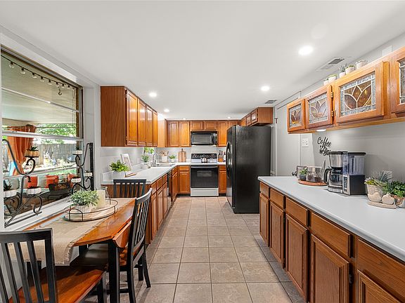 5th image of 4208 Shipley Ct