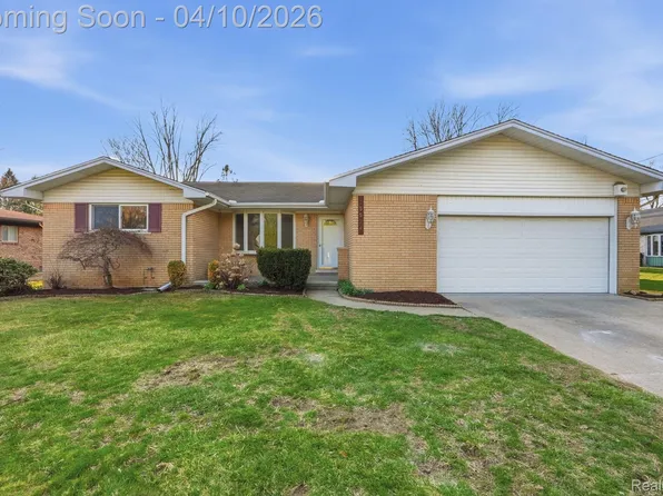 25524 Cortez St, Harrison Township, MI 48045