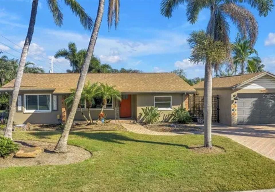 1st image of 7898 CAUSEWAY BOULEVARD N