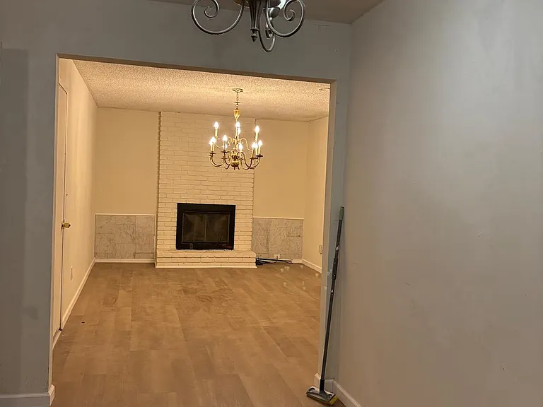 86 Huntington Cir — Photo 13