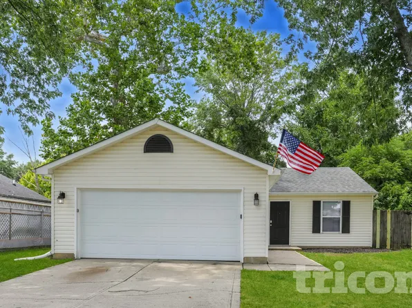 7112 Spurrington Cir, Indianapolis, IN 46236