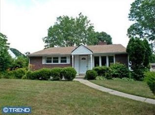 113 Merrybrook Dr, Havertown, PA 19083