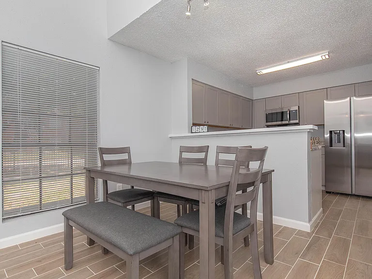 810 Dunson Glen Dr — Photo 16