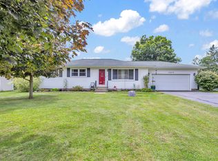 3049 John Glenn Dr, Jackson, MI 49201
