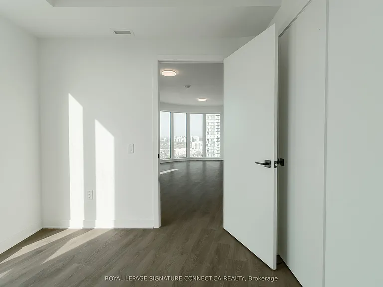 1185 Dupont St #1610 — Photo 5