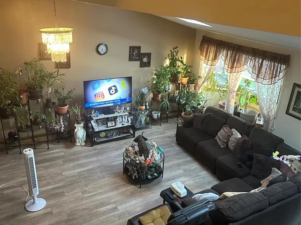 1091 East 72nd Street image 4 of 4