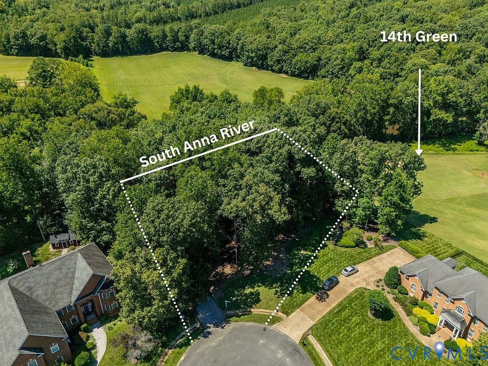 1st image of 14505 Riverside Dr #14