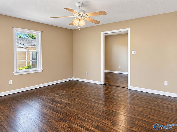 5th image of 1219 Seton Ave SE