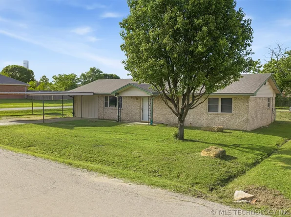 114 Laurel St, Lone Grove, OK 73443