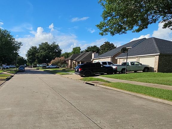 5th image of 2720 Holly Springs Dr