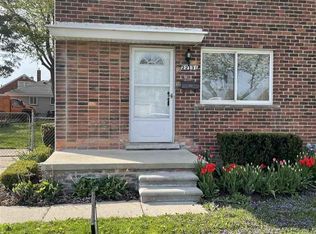 22131 Marter Rd, Saint Clair Shores, MI 48080