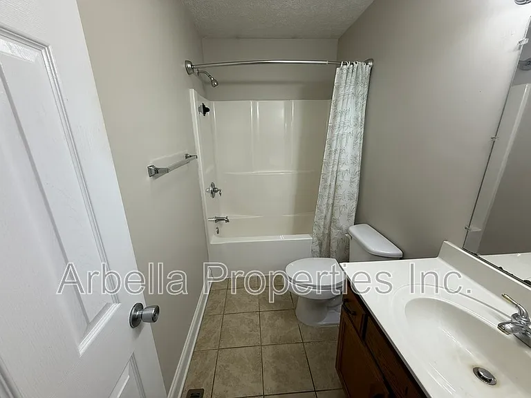 133 Walker St — Photo 15