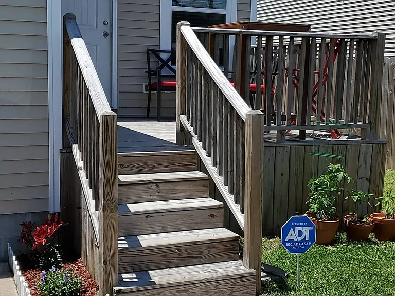 1231 Stewart St — Photo 27