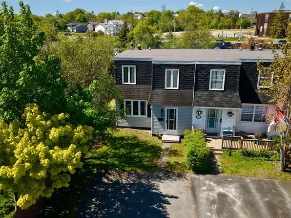 19 Bragg Crescent, Mount Pearl, NL A1N2N7