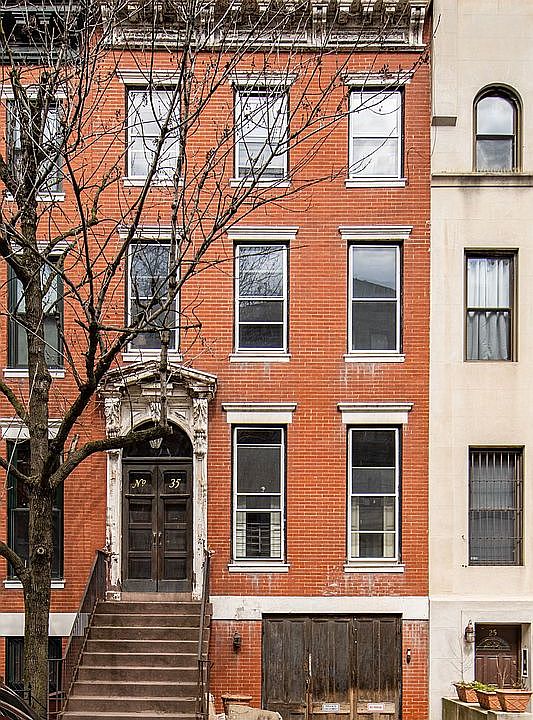 1st image of 35 W 83rd St