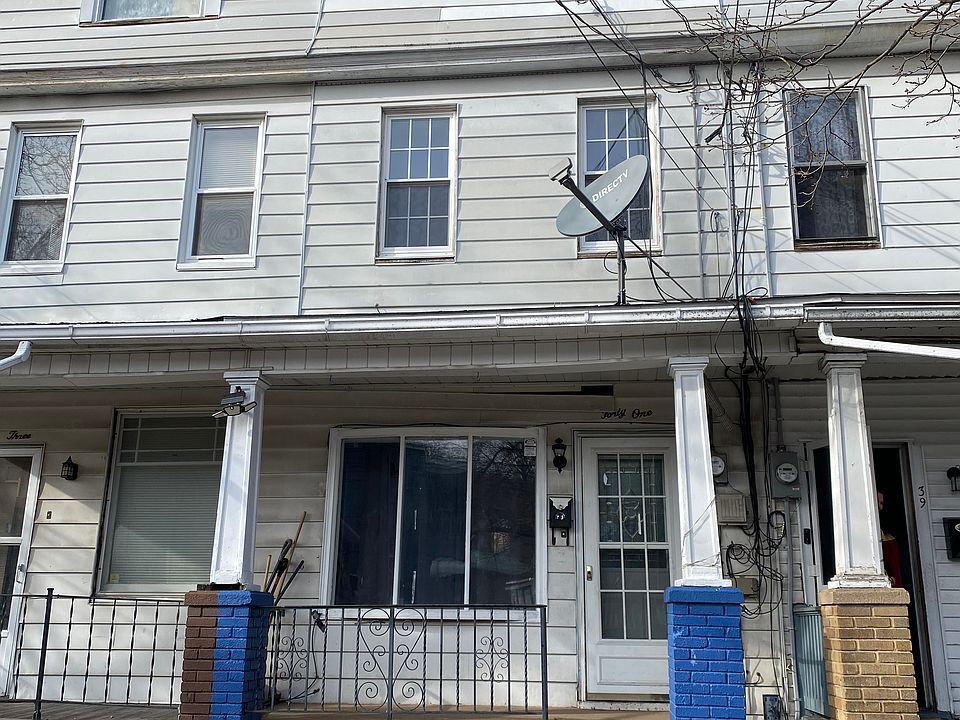 4 bedroom home mount Carmel Pa