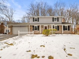 19 Brookside Dr, Fairport, NY 14450