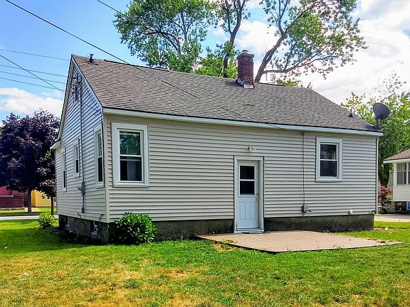 4th image of 330 Van Raalte Ave