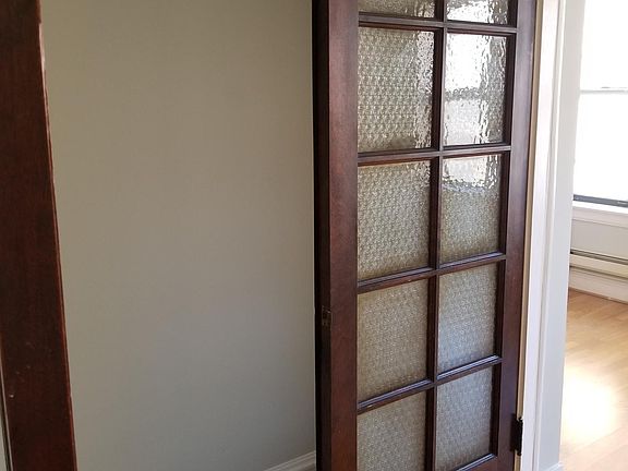 3rd image of 4631 N Paulina St #307N