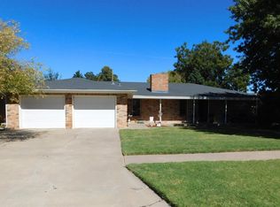 1622 W Avenue C, Muleshoe, TX 79347