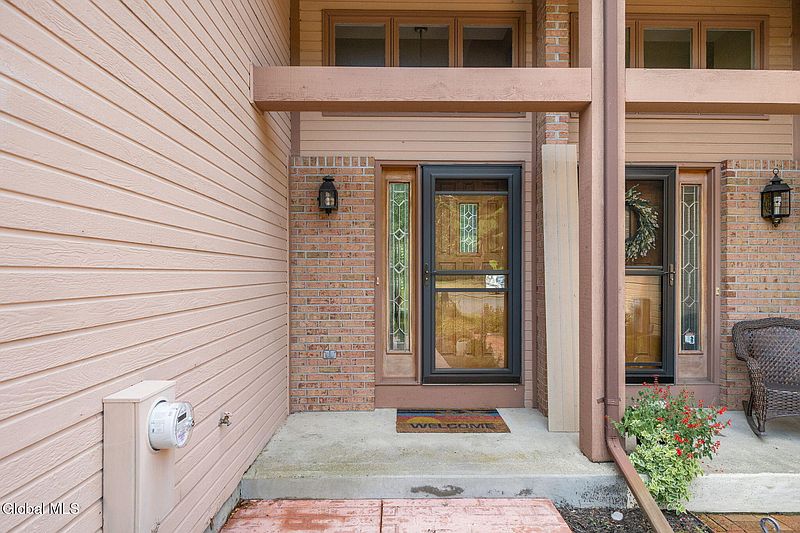 4th image of 4022 Georgetown Square