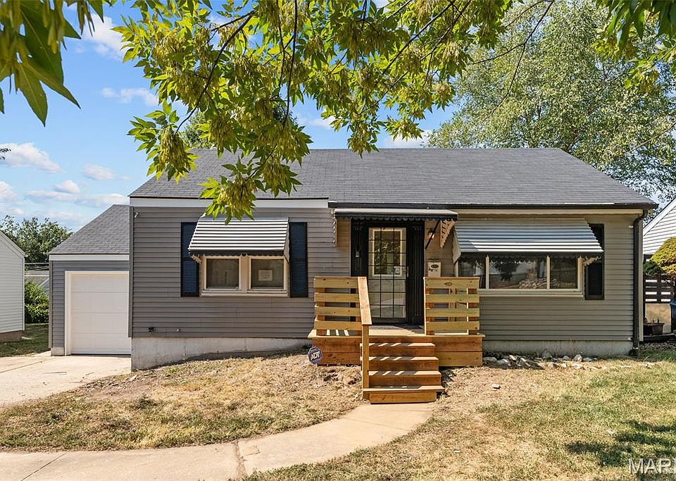 1st image of 2452 Wieck Dr