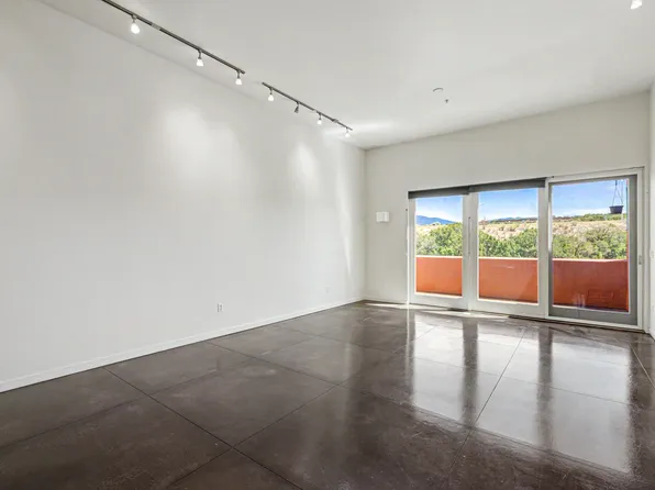 604 Avenida Villa Hermosa Unit 208, Santa Fe, NM 87506