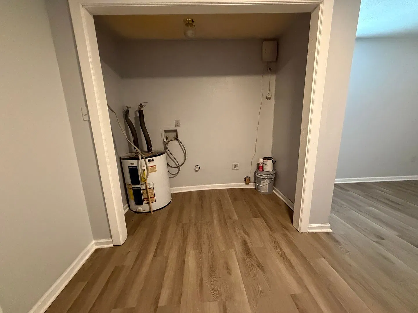 2B/1B Available in Lake Charles — Photo 3