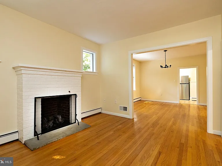 426 4th Ave — Photo 8