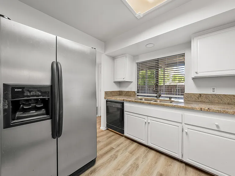 3986 Camino Lindo — Photo 30